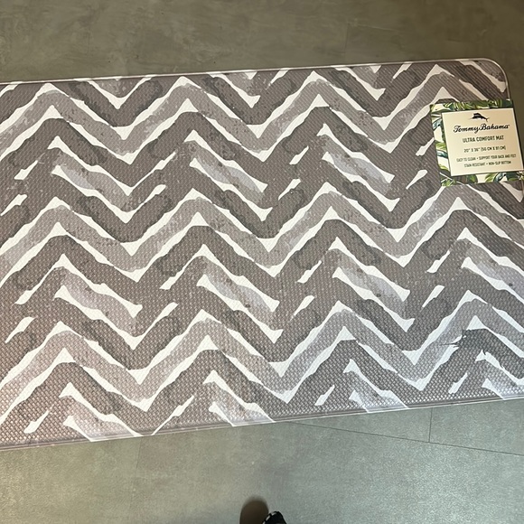 Tommy Bahama Accents Tommy Bahama Ultra Comfort Gel Mat 2 X 36 Nwt